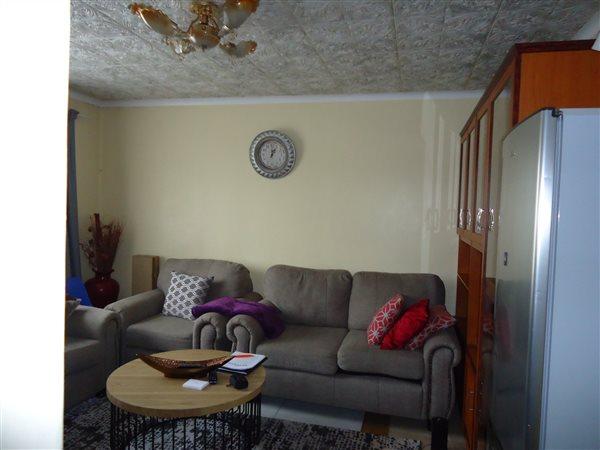 3 Bedroom Property for Sale in Ilitha Park Western Cape